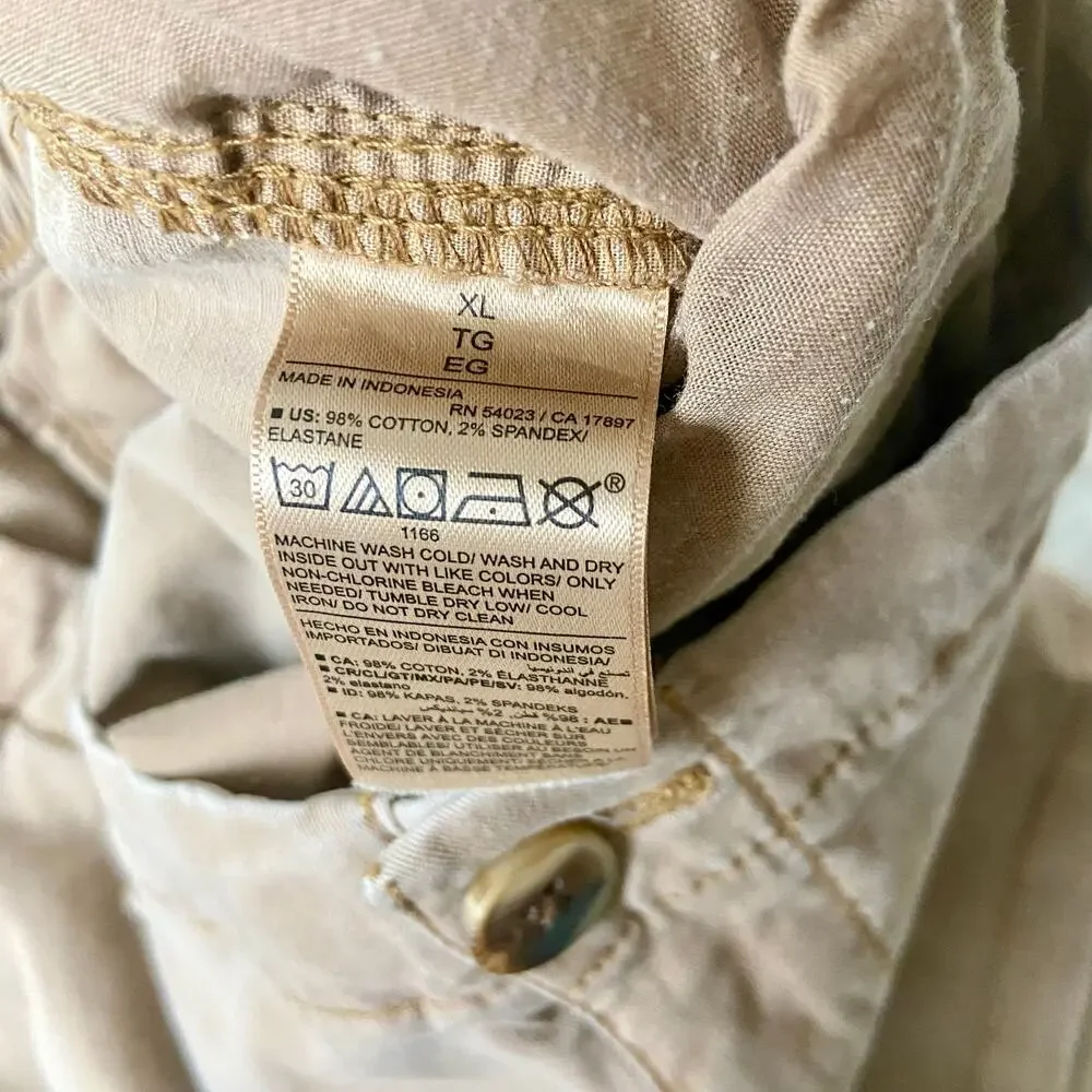 Old Navy Khaki Shorts Size XL